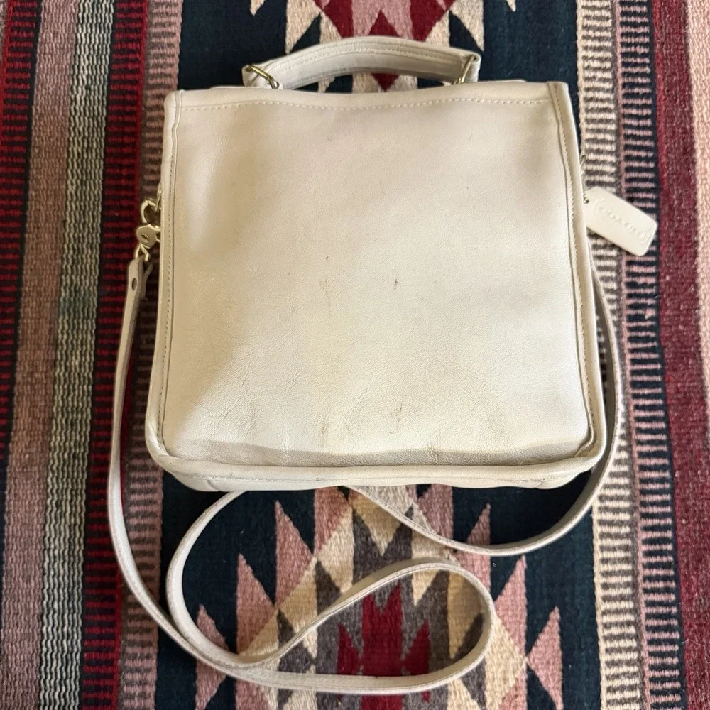 Vintage 1980s Coach Station Bag Satchel In Bone Beige Shoulder Purse Made In USA